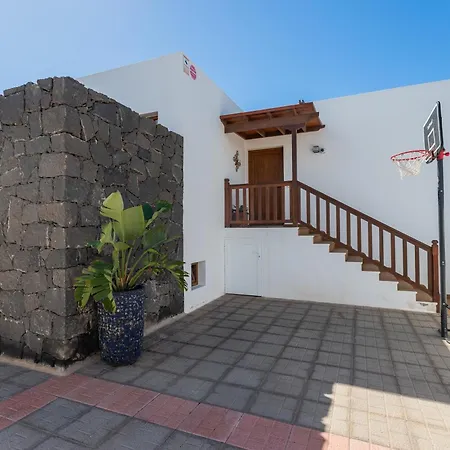Villa Sarantonton *