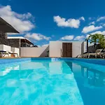 Villa Sarantonton *